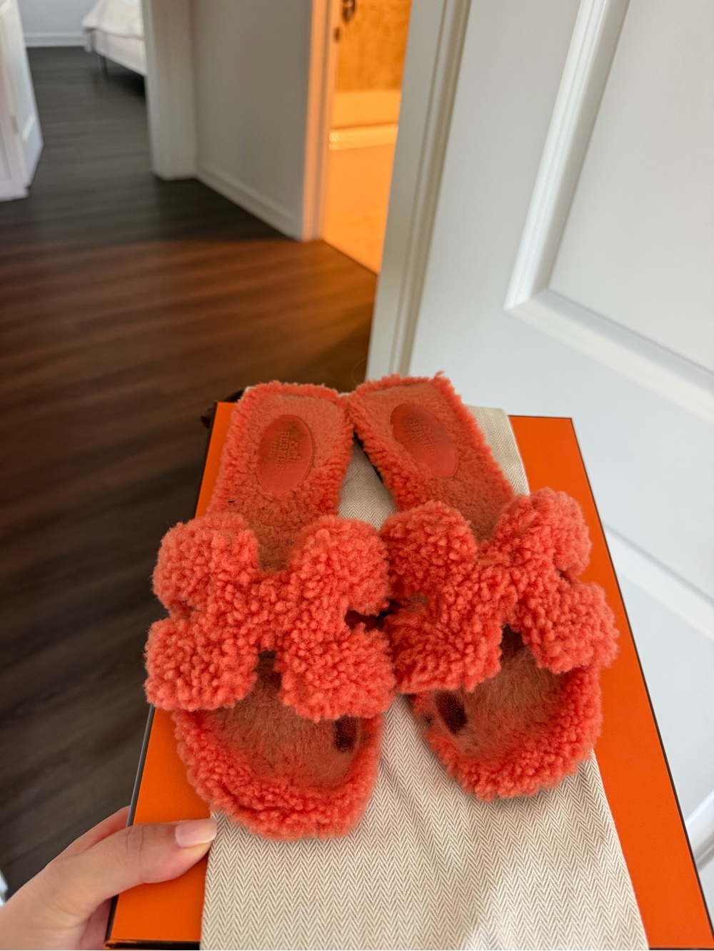 Hermes Kids Orange Fuzzy Oran Slide Slippers